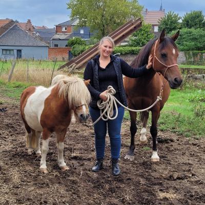 Jennifer, Nasser et Ouragan